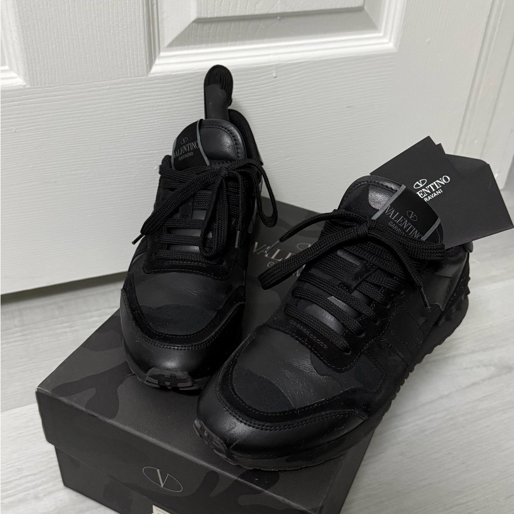 Valentino Garavani Camouflage Rockrunner Sneakers